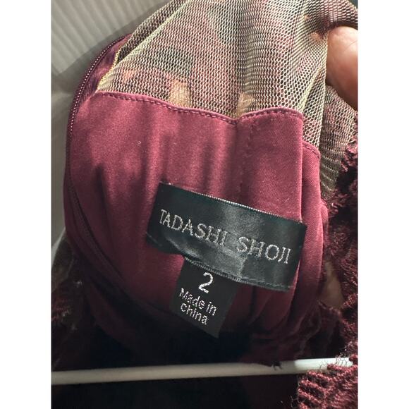 Tadashi Shoji Illusions Bodycon Lace Auburn Burgundy Sheath Dress  Size 2 - Picture 3 of 3